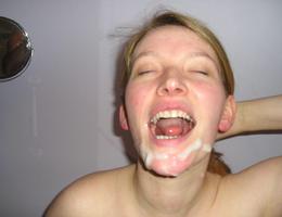 A pretty ladies taking a facial from a guy pics Image 7