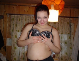 I love shooting my young sexy plump girlfriend on my digital camera. Image 6