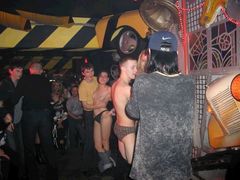 Have a look at the very rare pictures of the amazing hot sex performance a trite strip show turned into! Image 7