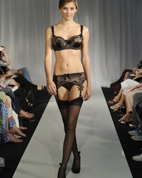 Hot models in thong and Lingerie Fashion Show photos Image 5