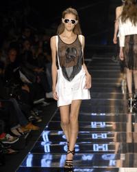 Pinay delivers sizzling LA Lingerie Fashion Show shots Image 3