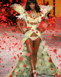 Aubade Lingerie Fashion Show shots Image 12