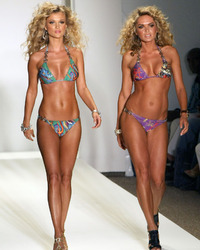 Sexy fashion shows - you won't believe your eyes! pictures Image 3