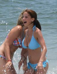 A bikini bitch going topless on the Vera Playa Image 1