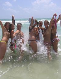 Candid teens in swimsuit or topless voyeur pictures at La Joya Nude Image 3