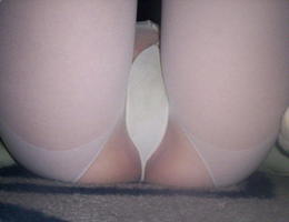 Likes to show herself in pantyhose gall Image 4