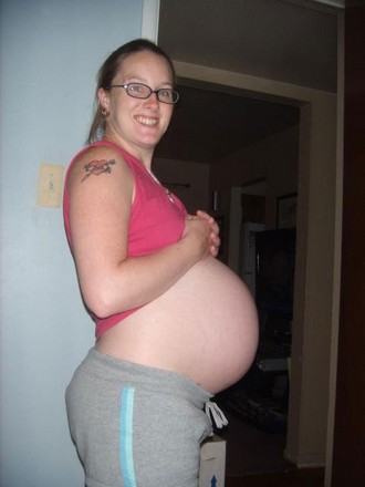 Pregnant Girls Photos
