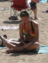 A nude girl on the Copacabana Image 1
