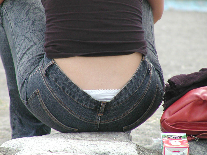 Belly chicktrainer upskirt panties