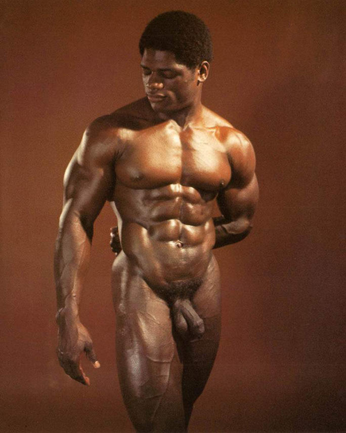 Black bodybuilder nude - 🧡 Bald ebony pro bodybuilder Leon Jacksons by Mus...